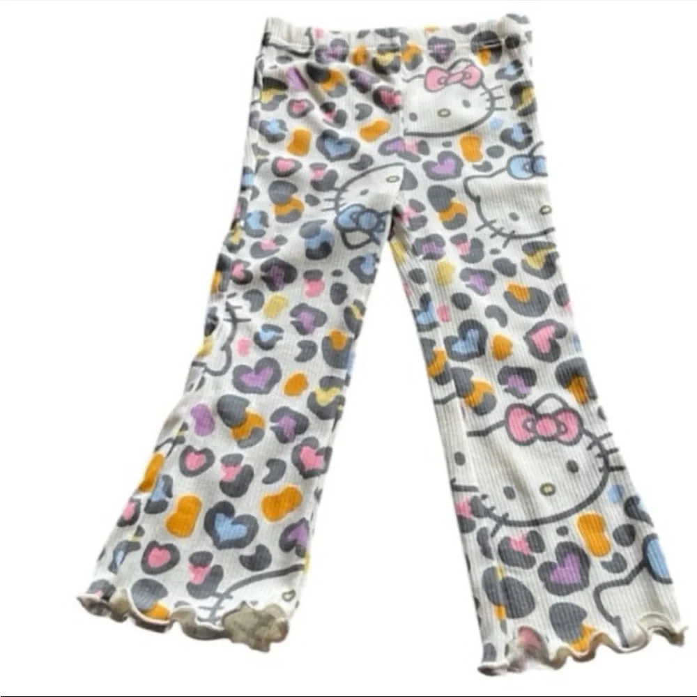Girls 4T Hello Kitty Outfit - Picture 5 of 7